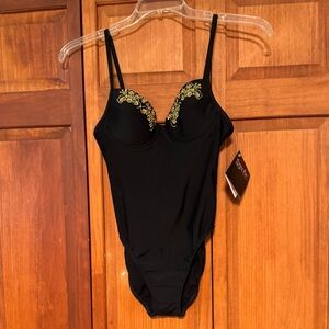 Shape FX Swimsuit NWT